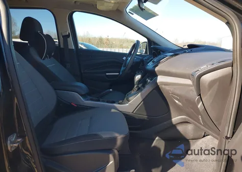 2015 Ford Escape Se z USA, uszkodzony, nr VIN 1FMCU9GX9FUB67429